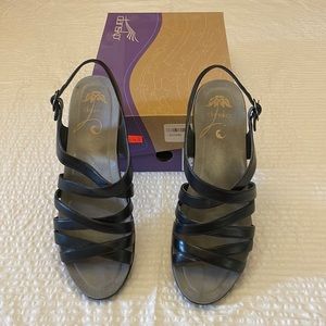 Dansko Size 42 Dani style sandal in black. Burnished full grain leather Like new